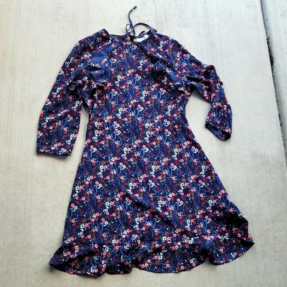 Sfera Basic Rufflekeyhole Back Floral Dress - image 1